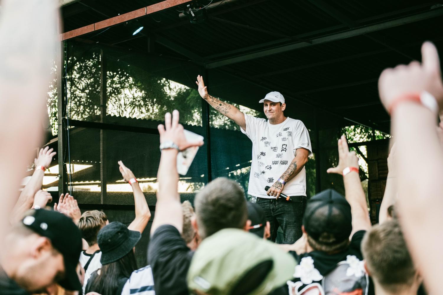 Strýc Nory & DJ Hugoteyy (CZ)